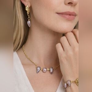 Lavender Baroque Pearl & Gold Tone Jewelry Set